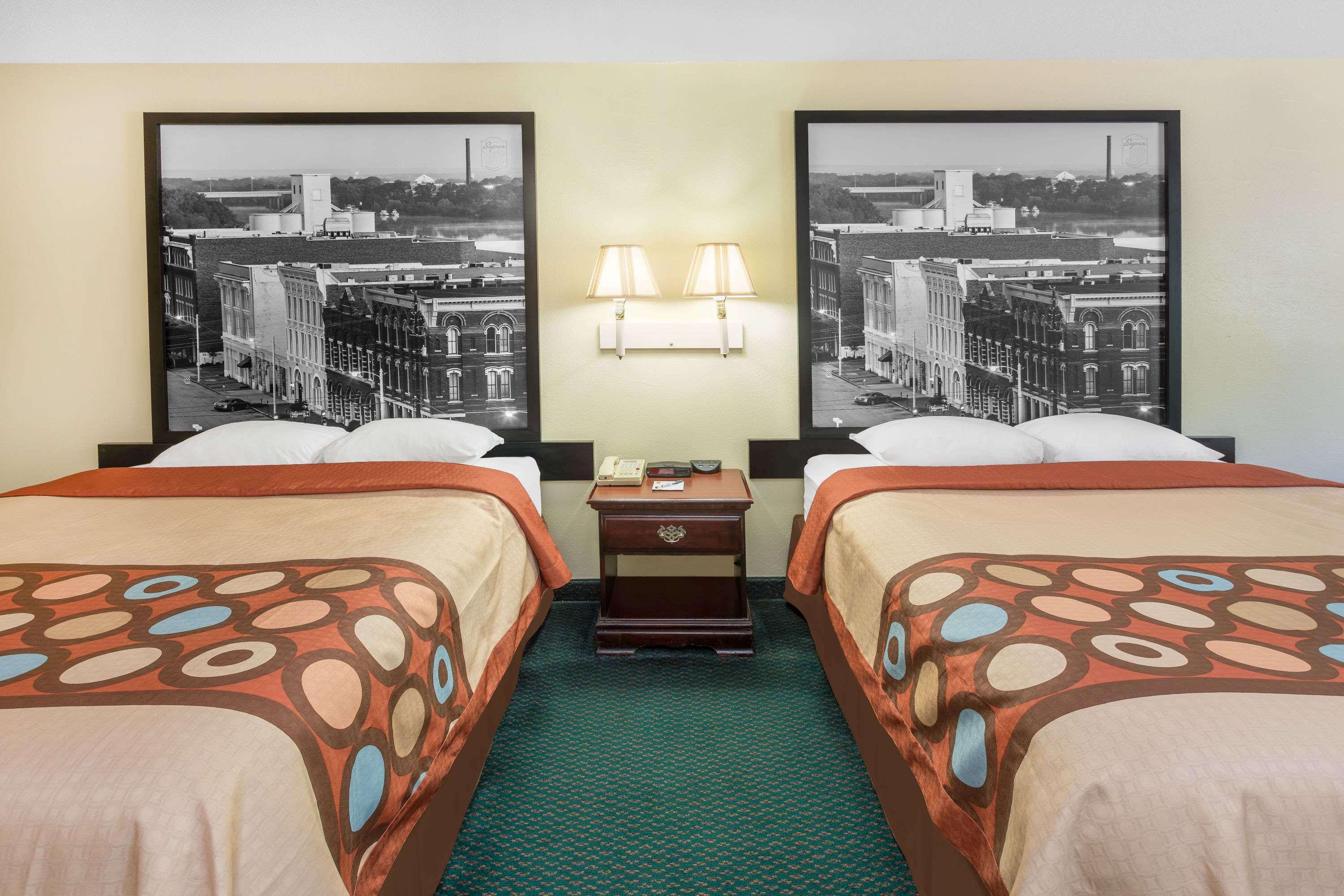 Super 8 By Wyndham Montgomery I-65 Ngoại thất bức ảnh